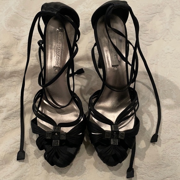 BCBG Shoes - Picture 2 of 5